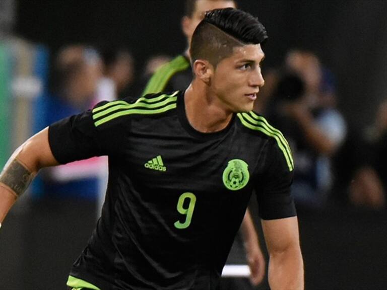 Alan Pulido en un partido con la Selección Mexicana. Foto: Getty Images