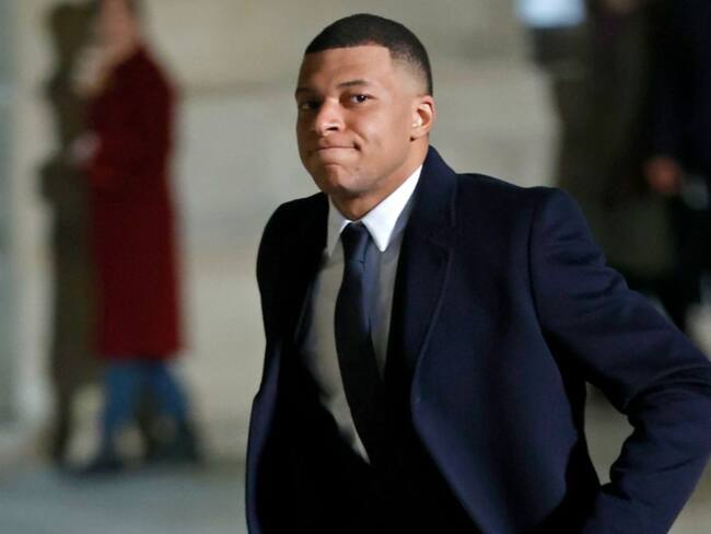 Mbappé niega haber firmado con Real Madrid