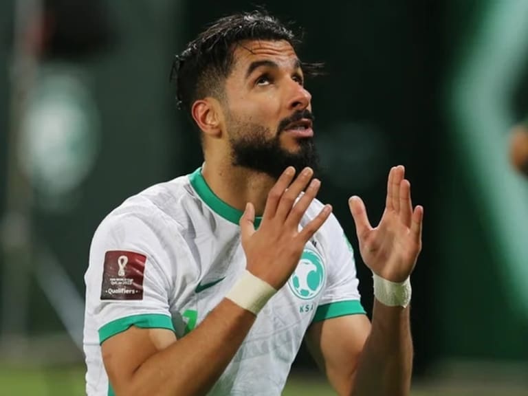 Goleador de Arabia Saudita, rival de México en Qatar 2022, sufrió grave lesión