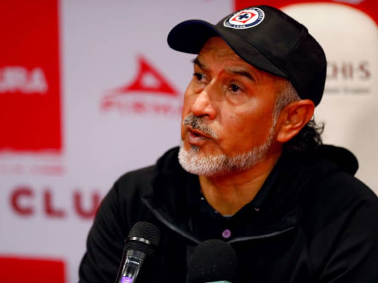 ¡El Potro Gutiérrez saldría de Cruz Azul Femenil! Joaquín Moreno se perfila como técnico interino