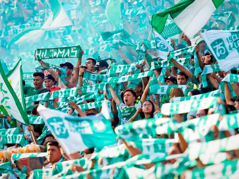 Barra de León, sancionada por insultos a jugadores de Querétaro