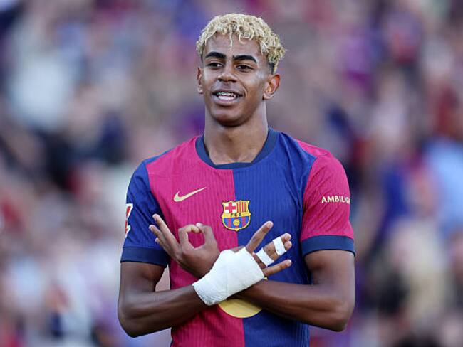 Lamine Yamal renovó contrato con el Barcelona hasta 2031