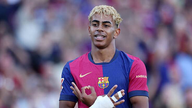 Lamine Yamal renovó contrato con el Barcelona hasta 2031