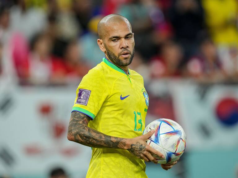 Dani Alves podría salir de prisión siempre y cuando lleve con él un brazalete en la pie