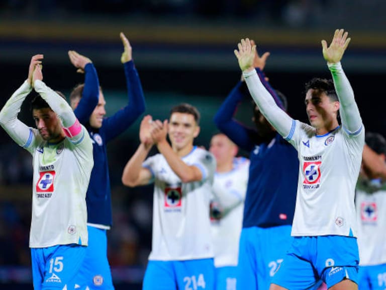 Cruz Azul sigue intratable y vence a Pumas en CU