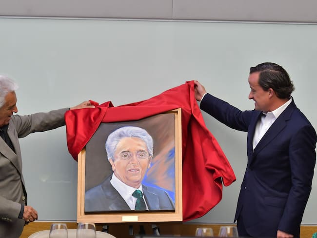 Justino Compeán recibe homenaje de la FMF por su legado en el fútbol mexicano