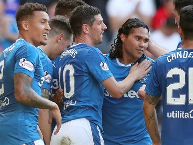 Doble actuación mexicana en el empate del Rangers