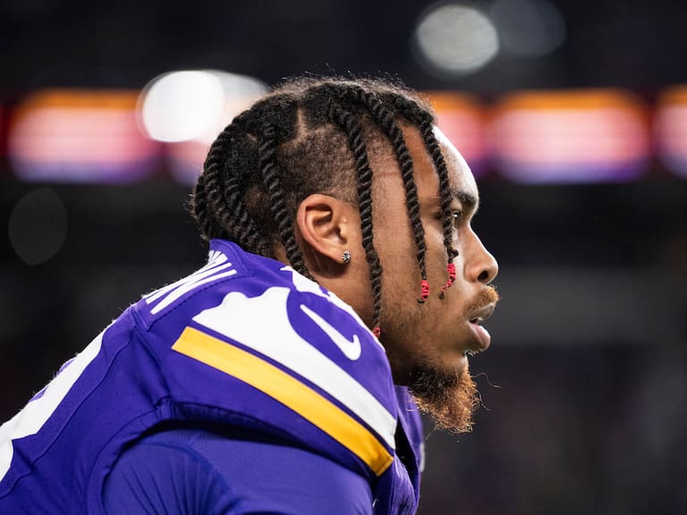 Justin Jefferson firma un histórico contrato con los Minnesota Vikings