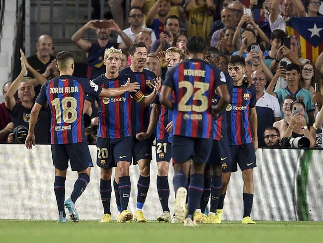 Barcelona mejoró 800 millones de dólares su límite salarial