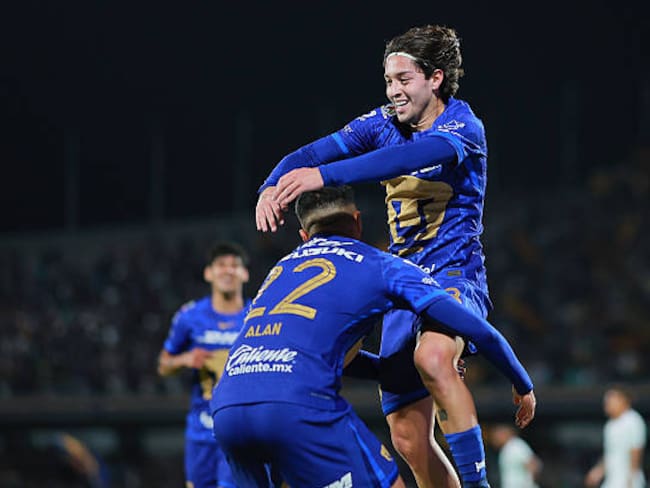 Pumas golea a Santos Laguna y consigue su primer triunfo como local en el Clausura 2026