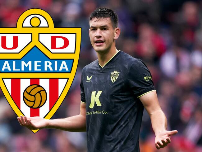 César Montes: Seguiré en el Almería, competiré en segunda división para llevar al equipo a donde merece