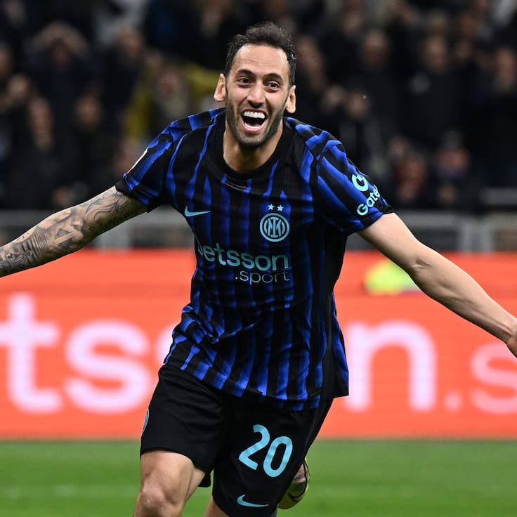 Inter de Milan remonta de último minuto y se hace del boleto a la final de la Copa de Italia