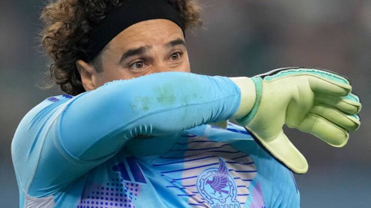 Guillermo Ochoa vuelve a ser vinculado con un equipo de la Liga MX
