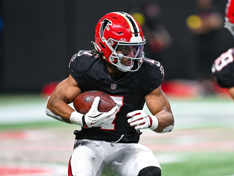 NFL: DEC 29 Rams at Falcons