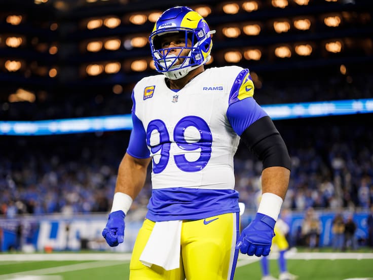 ¡Vuelve del retiro! Aaron Donald regresa a la NFL
