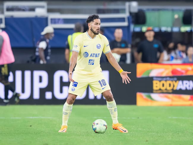 Bruno Valdez le da su voto de confianza al América en el próximo Clásico Nacional y no descarta volver al futbol mexicano.