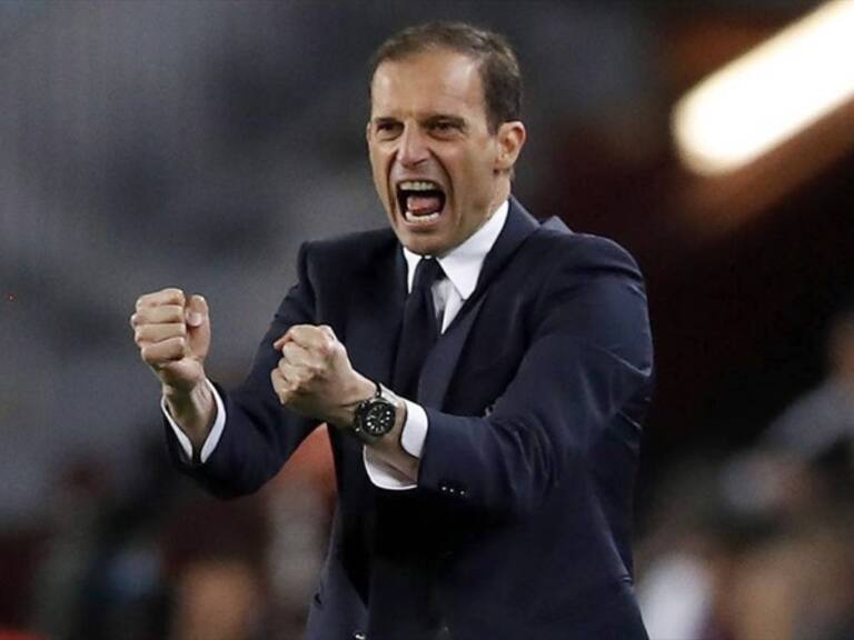 Allegri en un juego de la Juve. Foto: Especial