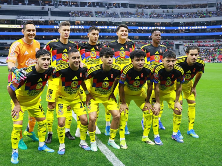 América incurre en alineación indebida ante la mirada de los árbitros en el juego contra Pumas