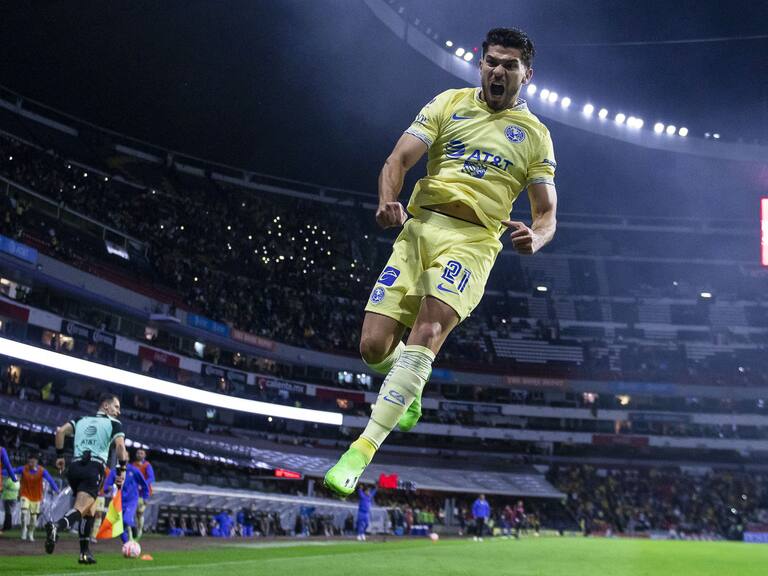 Henry Martin llegó a 8 goles en el torneo y falló todavía un penal