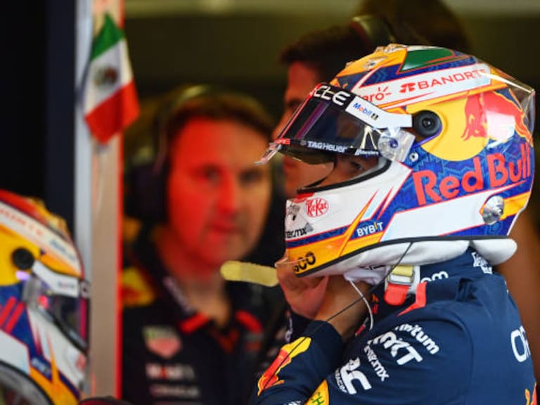 Checo Pérez choca en el GP de Azerbaiyán y se queda cerca del podio