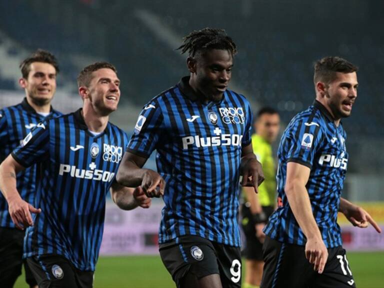 Duván Zapata y el Atalanta . Foto: Getty Images
