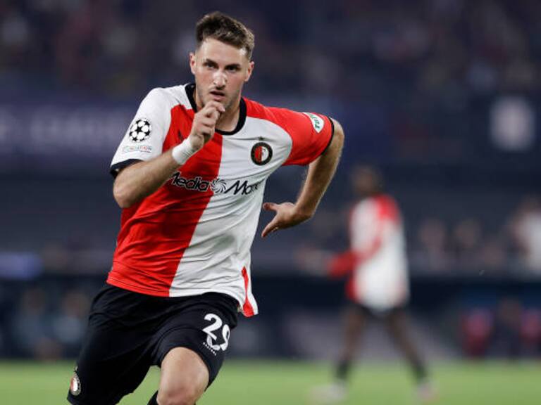Santiago Giménez y Erling Haaland compartirán agente con el propósito de dar el salto en Europa