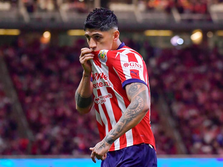 Chivas hace oficial la salida de Alan Pulido tras acuerdo mutuo y cierra su segunda etapa en el club