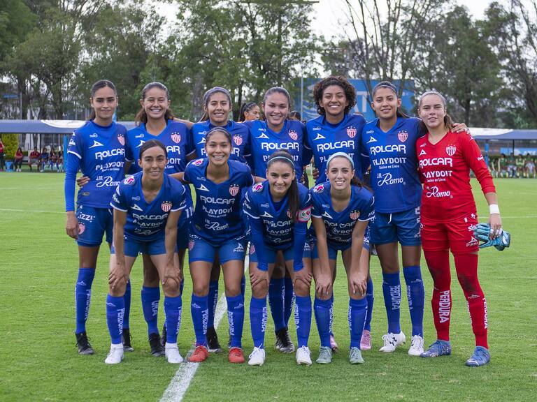 Gerardo Castillo envuelto en polémica por hablar mal de sus jugadoras