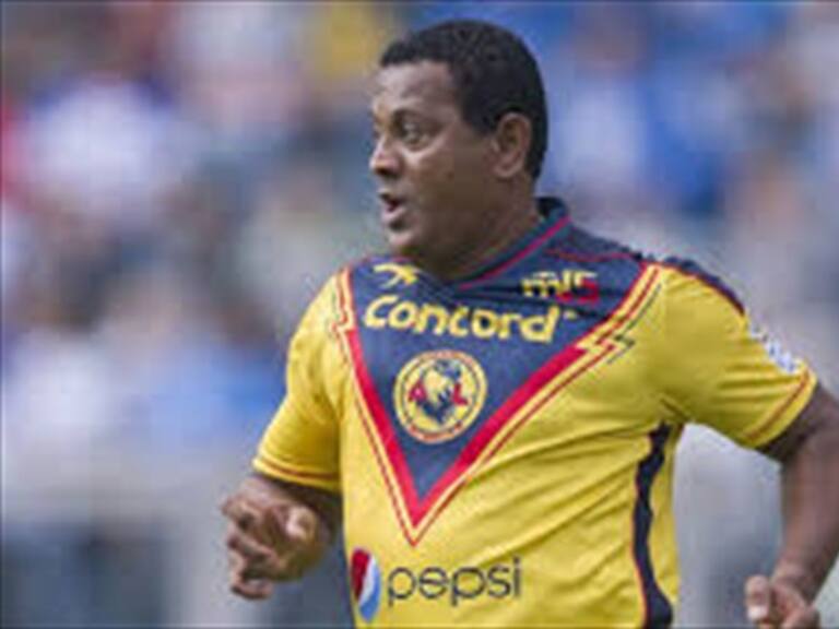 "Solari superará lo hecho por Miguel Herrera con creces": Carlos Santos