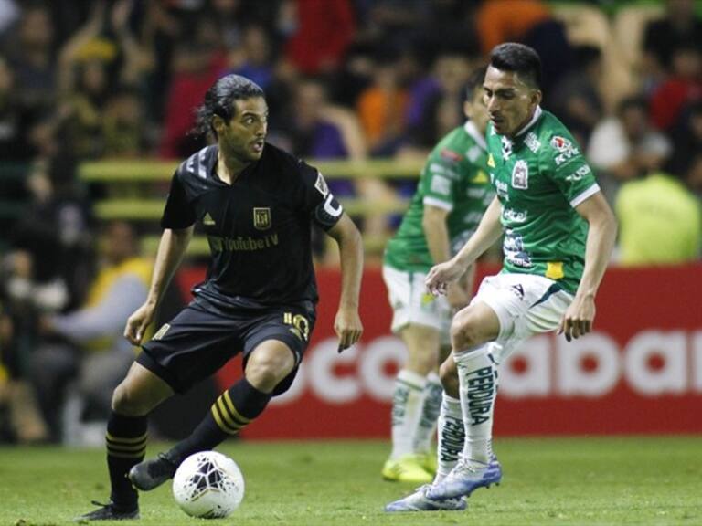 Carlos Vela no pudo figurar ante el León. Foto: Getty Images