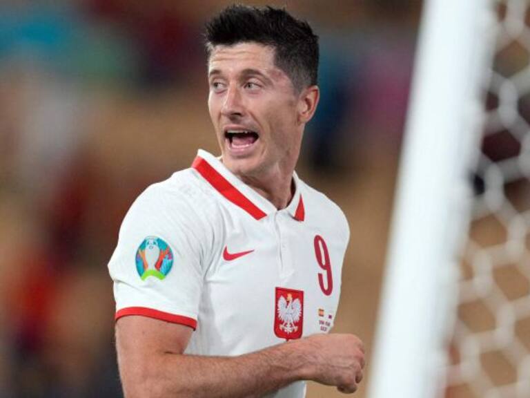 Ni Lewandowski pudo evitar la derrota de Polonia