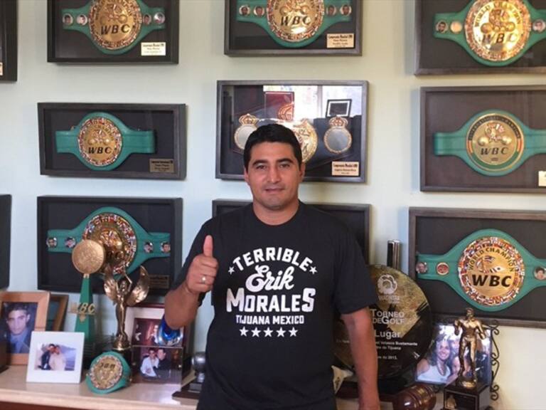 Erik “Terrible” Morales con sus campeonatos. Foto: Twitter