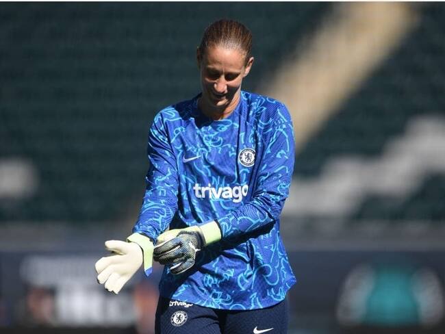 Ann-Katrin Berger, portera del Chelsea, anuncia que sufre cáncer de tiroides