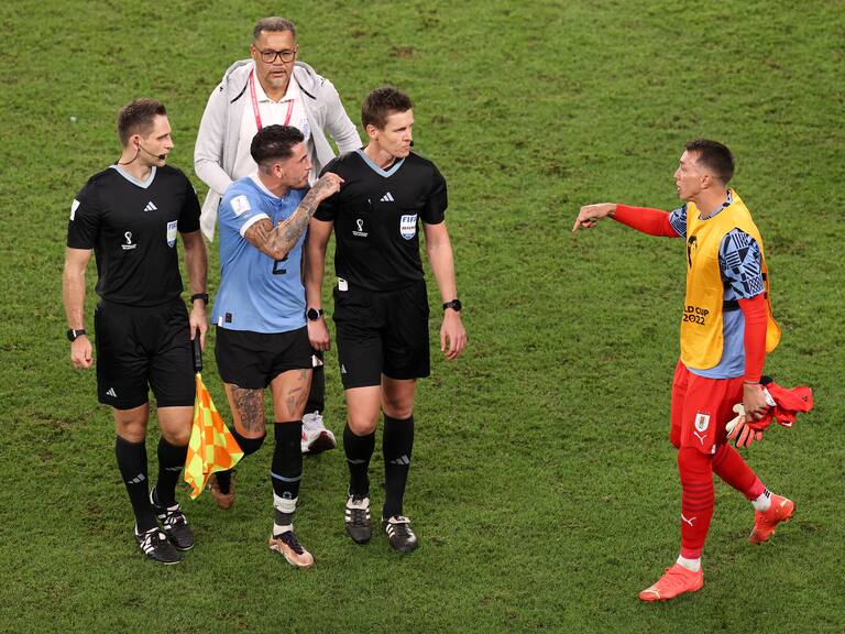 José María Giménez explotó contra los árbitros
