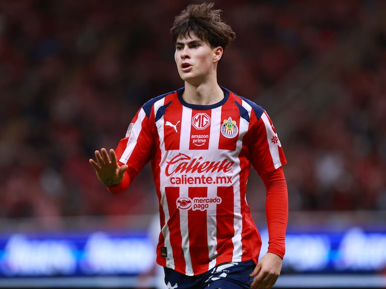 Armando ‘Hormiga’ González rompe récord histórico en la Liga MX con Chivas