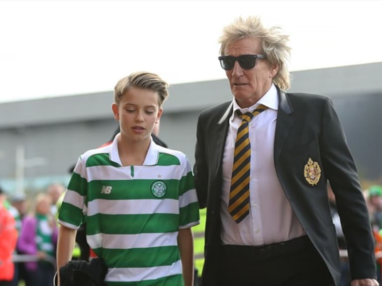Rod Stewart asistiendo a un juego del Celtic. Foto: Getty Images