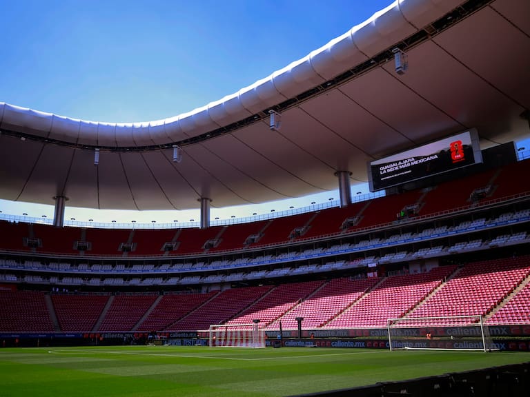 Chivas Femenil: Aficionadas son expulsadas del Estadio Akron por insultos racistas a Jermaine Seoposenwe