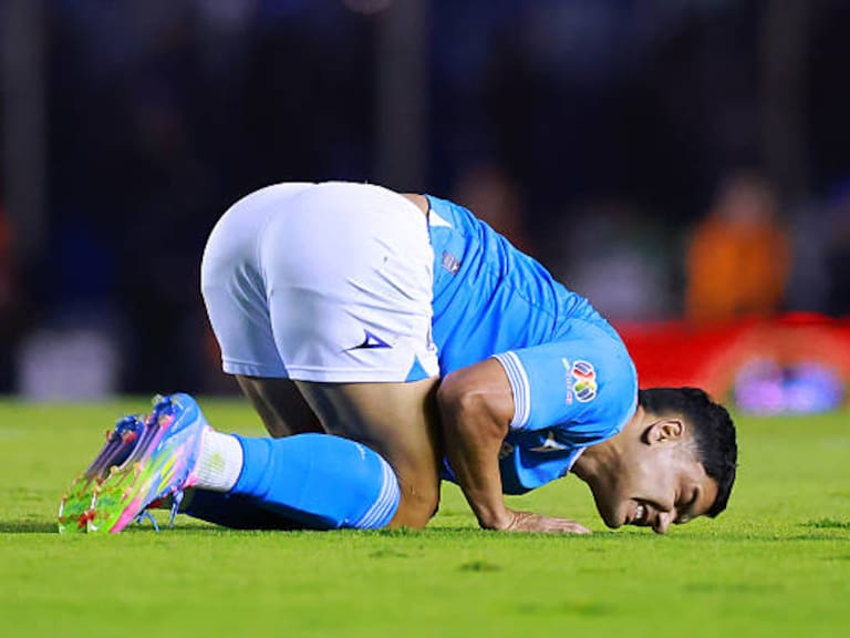Toro Fernández sufre nueva lesión, se pierde la Liguilla y la final de la Concachampions