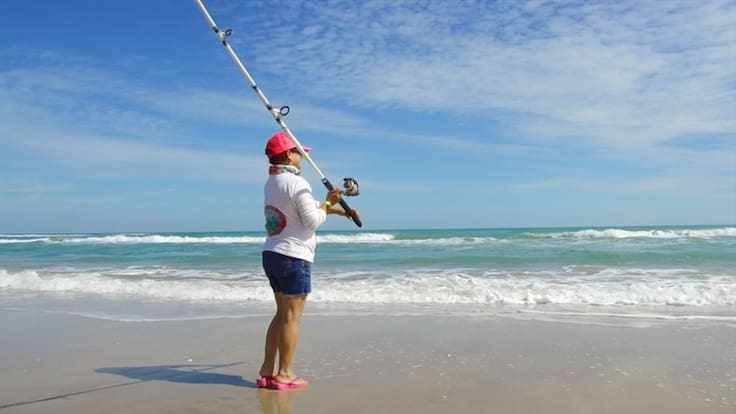 Reúne torneo internacional de pesca más de dos mil participantes