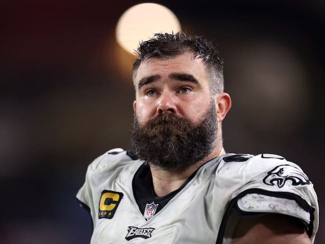 Jason Kelce anuncia su retiro de la NFL, tras eliminación de Eagles en Playoffs