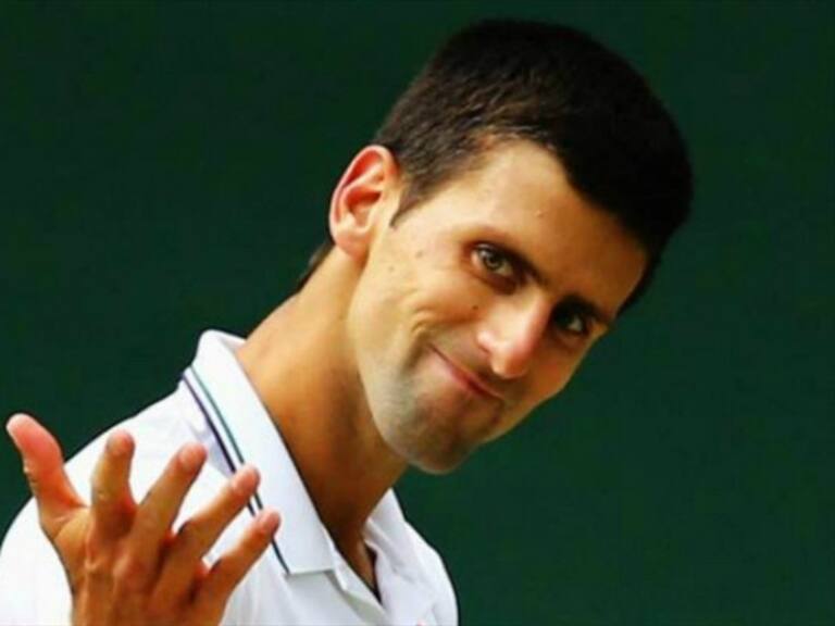 Novak Djokovic aprende a bailar "Travesuras"