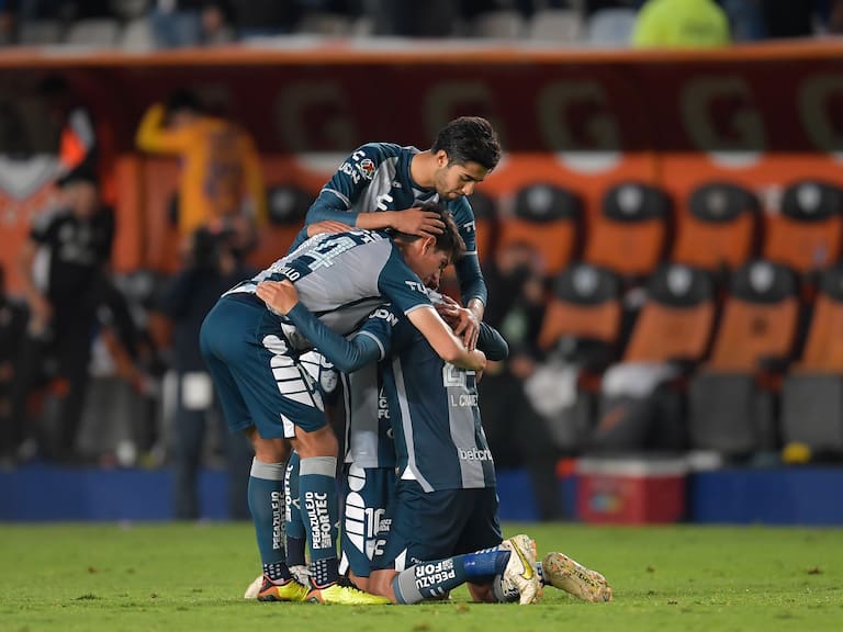 Pachuca vence a Tigres y consigue su pase a semifinales