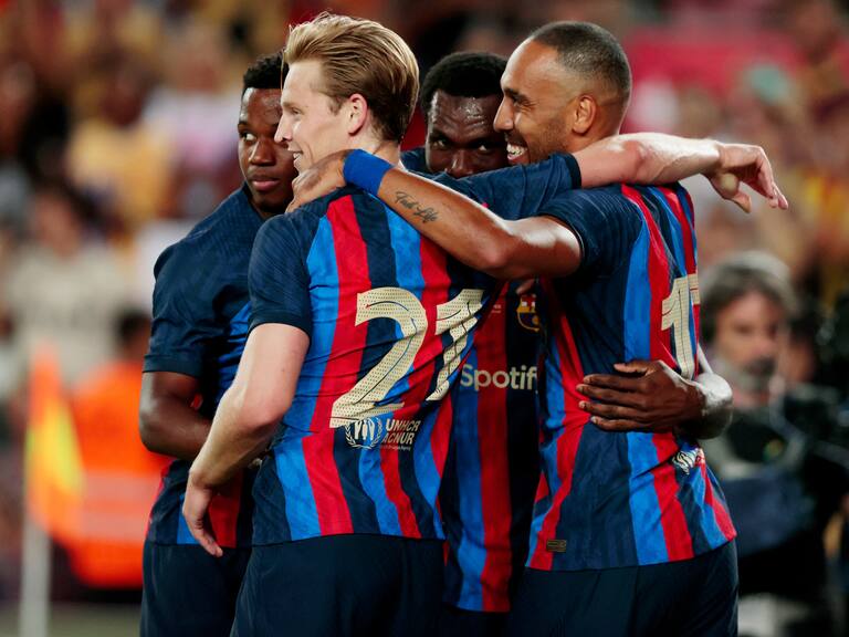 Con todo y su Dani Alves, Barcelona derrotó a Pumas en el Joan Gamper