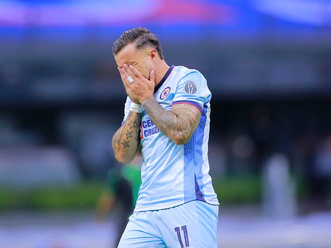 Christian Tabó no sale de Cruz Azul, pues no logra llegar a un acuerdo con el Puebla