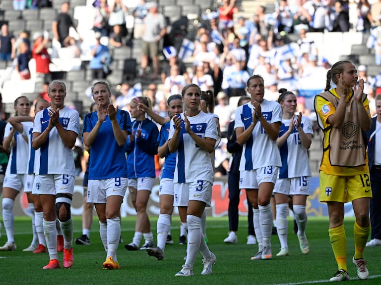 La Selección de Inglaterra femenil pide un cambio en su uniforme