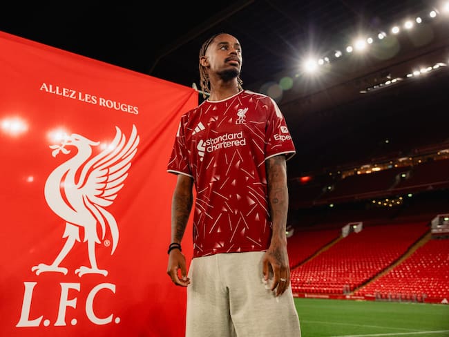 ¡Bomba en el mercado! Liverpool ficha a Bradley Barcola del PSG por cifra millonaria