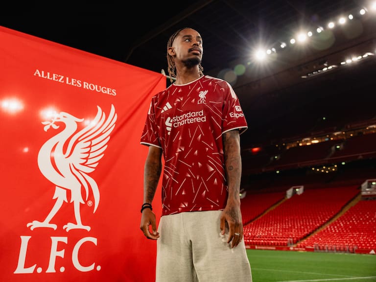 Liverpool ficha a Bradley Barcola del PSG por cifra millonaria