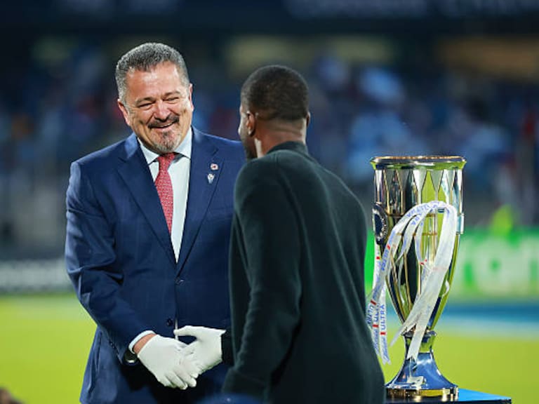 Carlos Hermosillo cuenta su lucha contra el cáncer de tiroides y su sorprendente recuperación