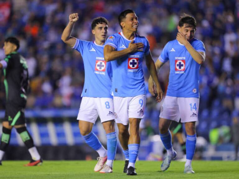 ¡Imparable! Cruz Azul ganó, gustó y goleó a Juárez