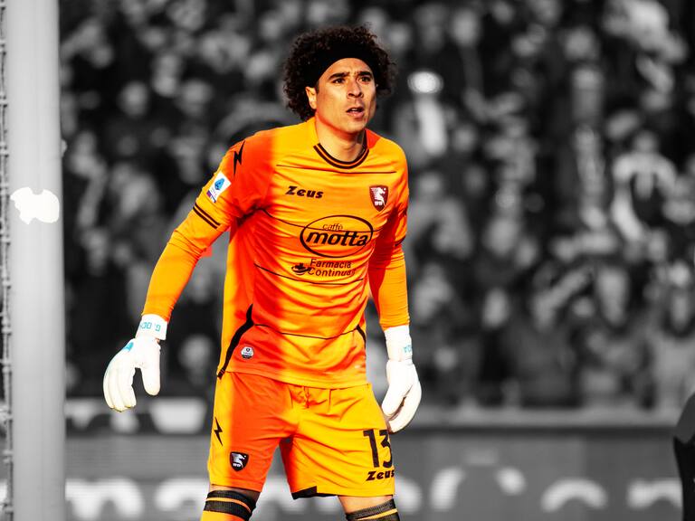 Guillermo Ochoa da cátedra contra el Inter